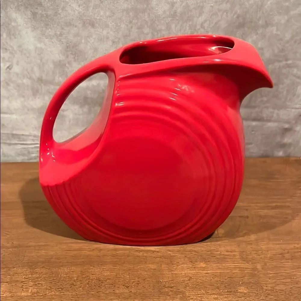 Fiestaware Scarlet 64 Oz Pitcher